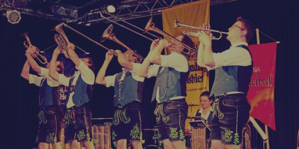 Interview mit Tromposaund vom Starnbergersee 5 https://blog.connactz.com/wp-content/uploads/2025/08/Blog-Bild-11.jpg Blog Bild 11
