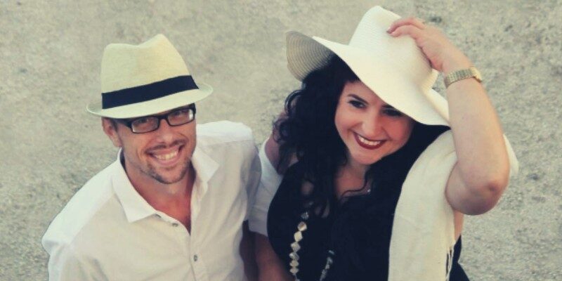 Interview mit Maria y Los Chicos 5 https://blog.connactz.com/wp-content/uploads/2025/08/Design-ohne-Titel111.jpg blue-box-band